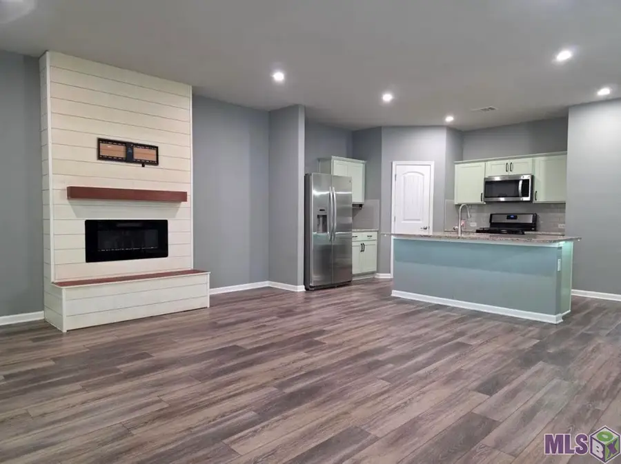 34899 Spring Trails Dr, Walker, LA 70785 - #3