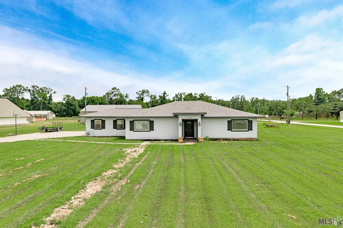 43271 Bayou Narcisse, Gonzales, LA 70737 - #1