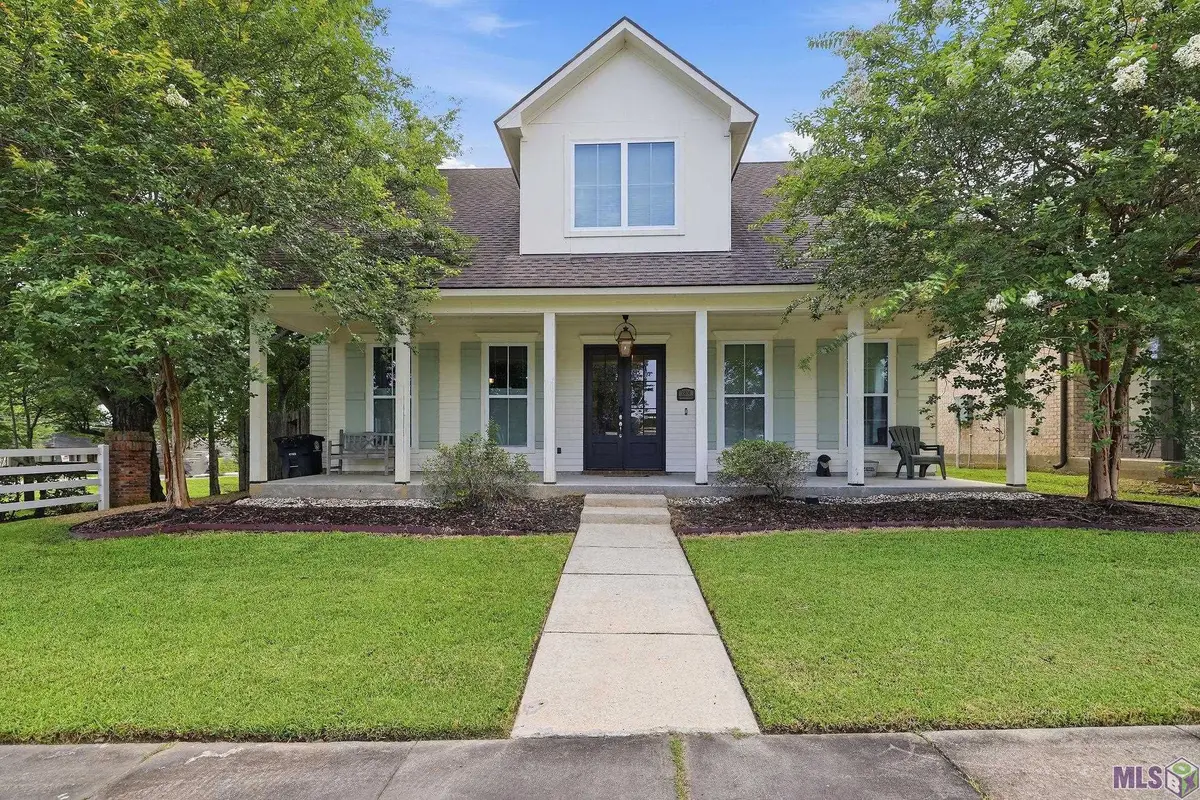 15668 Green Trails Blvd, Baton Rouge, LA 70817 - #1
