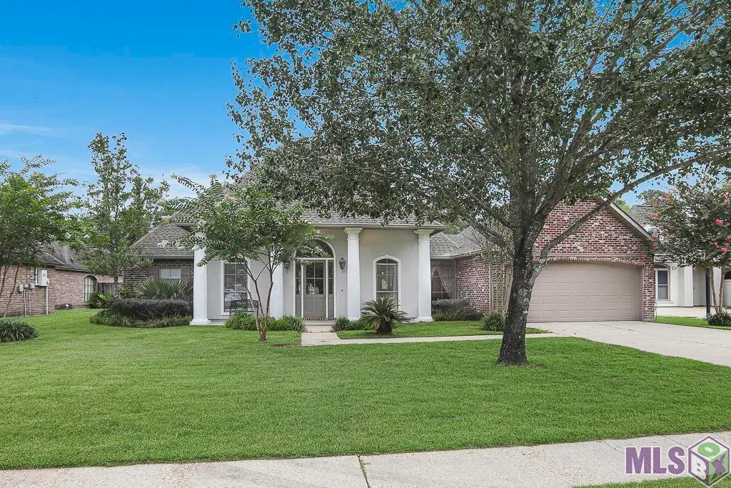 14161 Twelve Oaks Dr, Walker, LA 70785 - #1