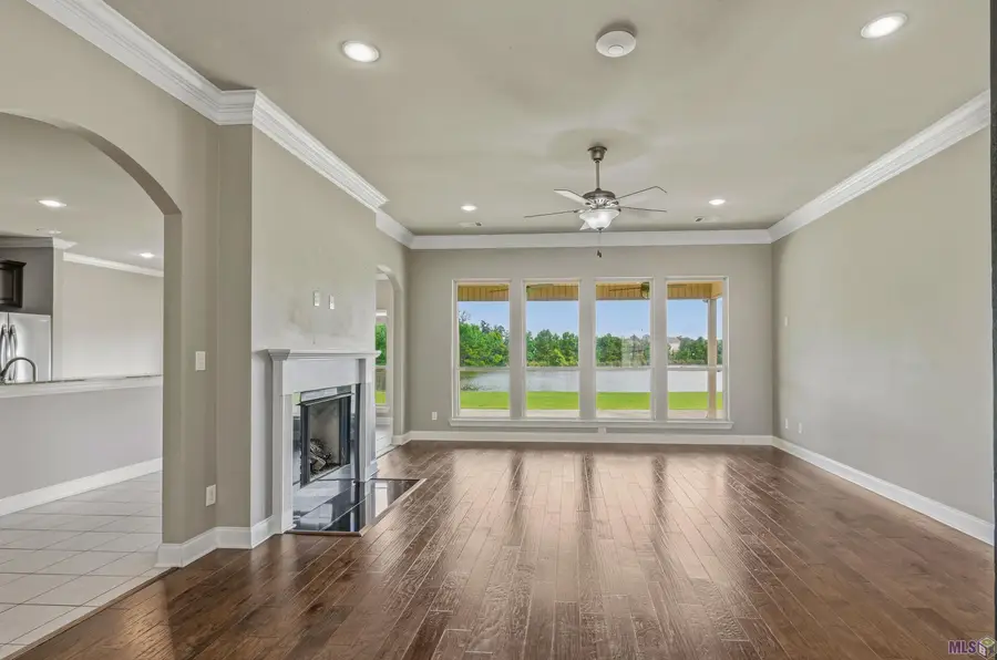 8669 Sandpiper, Denham Springs, LA 70706 - #2