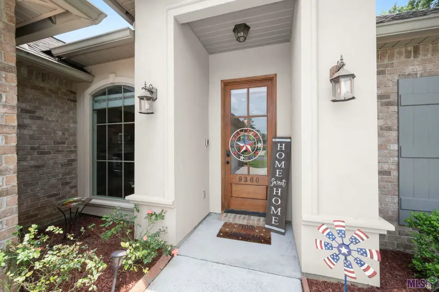 9360 Rustic Rose Dr, Denham Springs, LA 70726 - #3