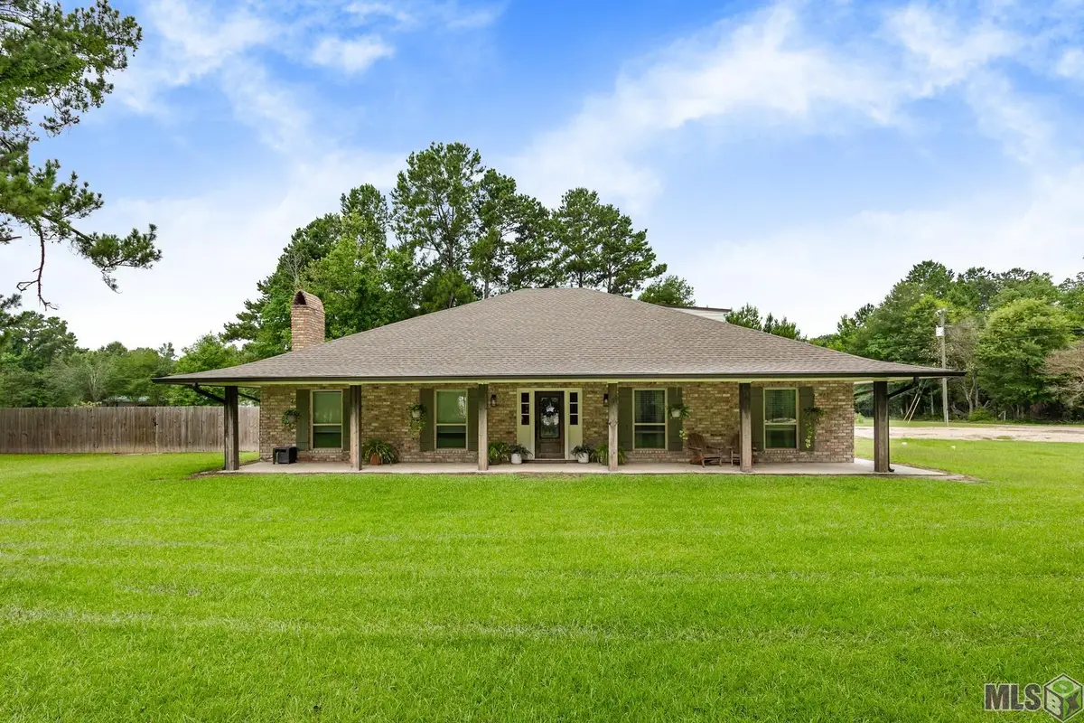 38885 Walker North Rd, Walker, LA 70785 - #1