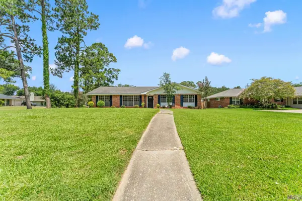 5823 Clematis Dr, Baton Rouge, LA 70808