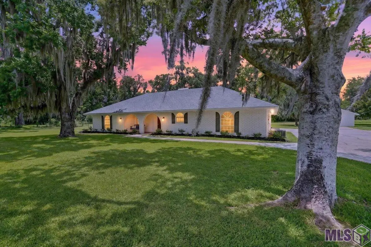 10413 Stringer Bridge Rd, Saint Amant, LA 70774 - #1