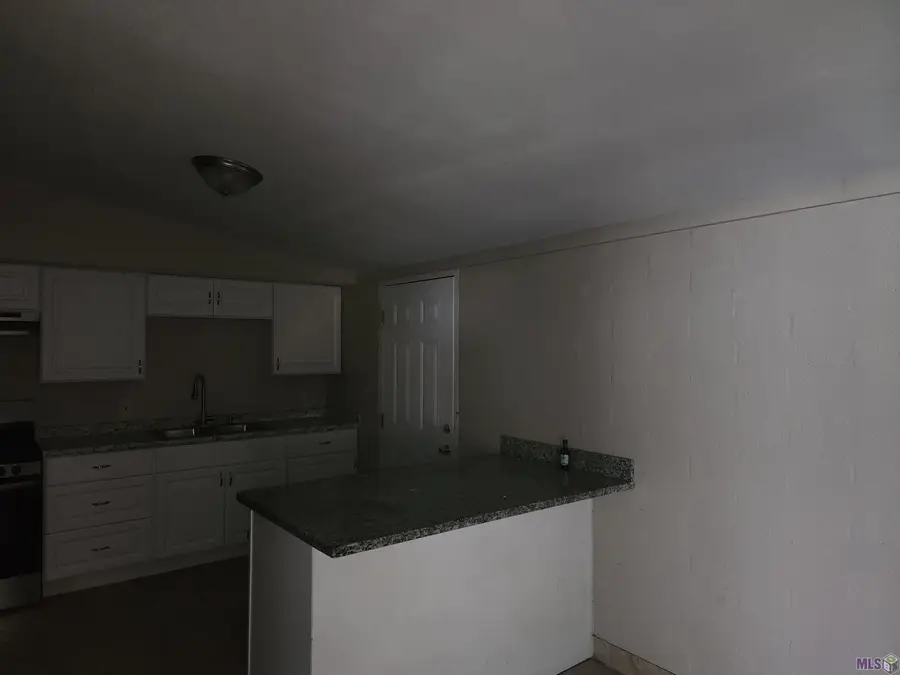4536 Sarasota Dr, Baton Rouge, LA 70814 - #3