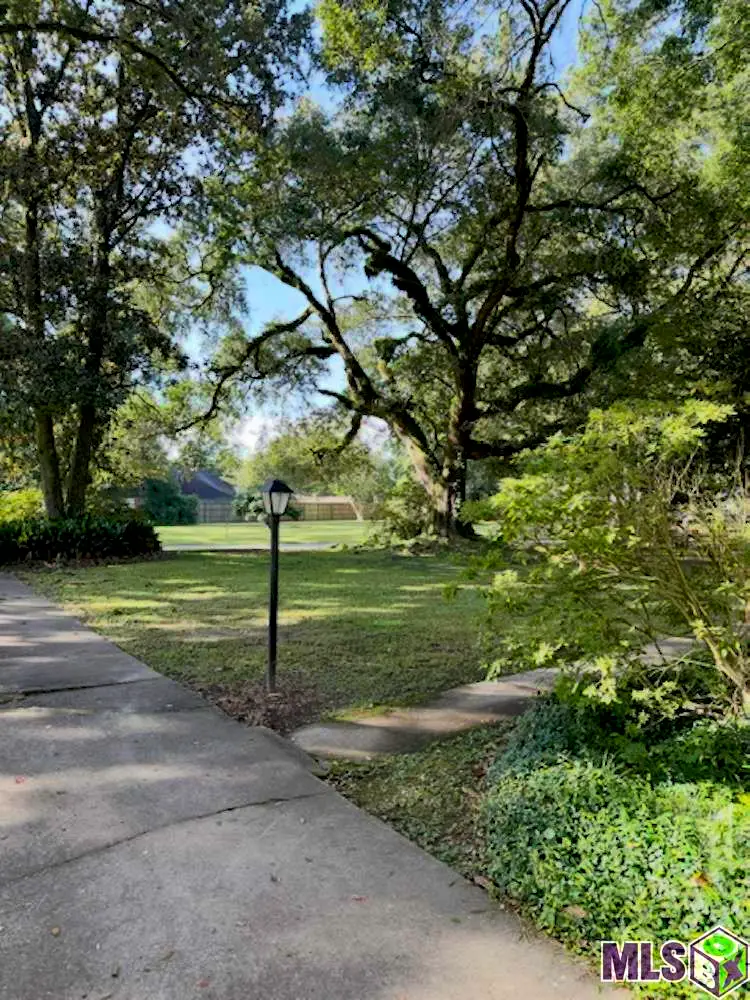 657 Sunset Blvd, Baton Rouge, LA 70808 - #3