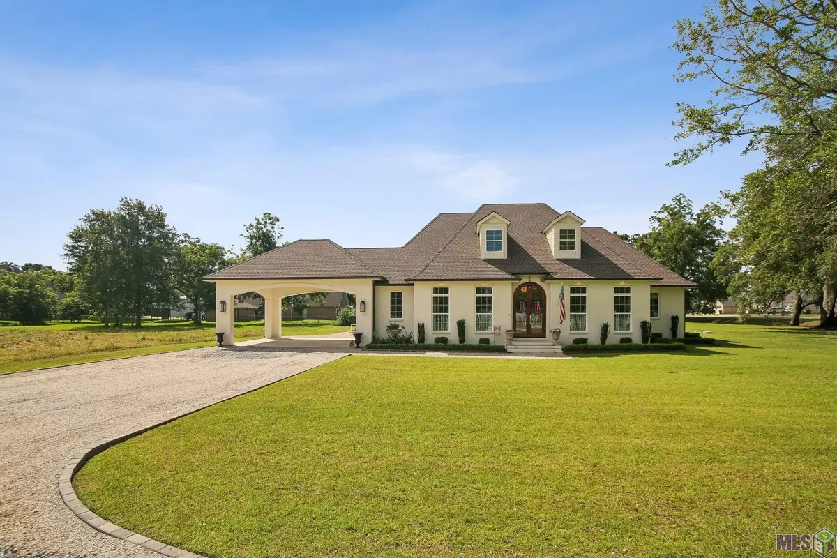 3431 E St Bernard Highway, Meraux, LA 70075 - #1