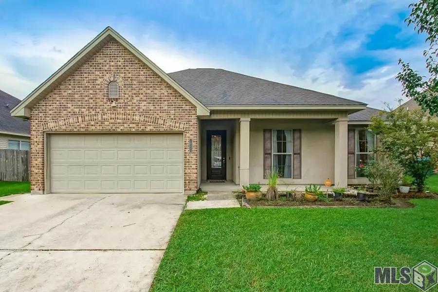 28323 Grand Turk Dr, Denham Springs, LA 70726 - #2