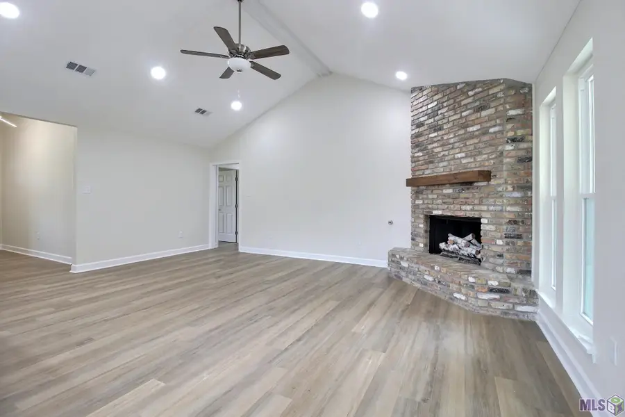 5029 Herridge Dr, Baton Rouge, LA 70817 - #2