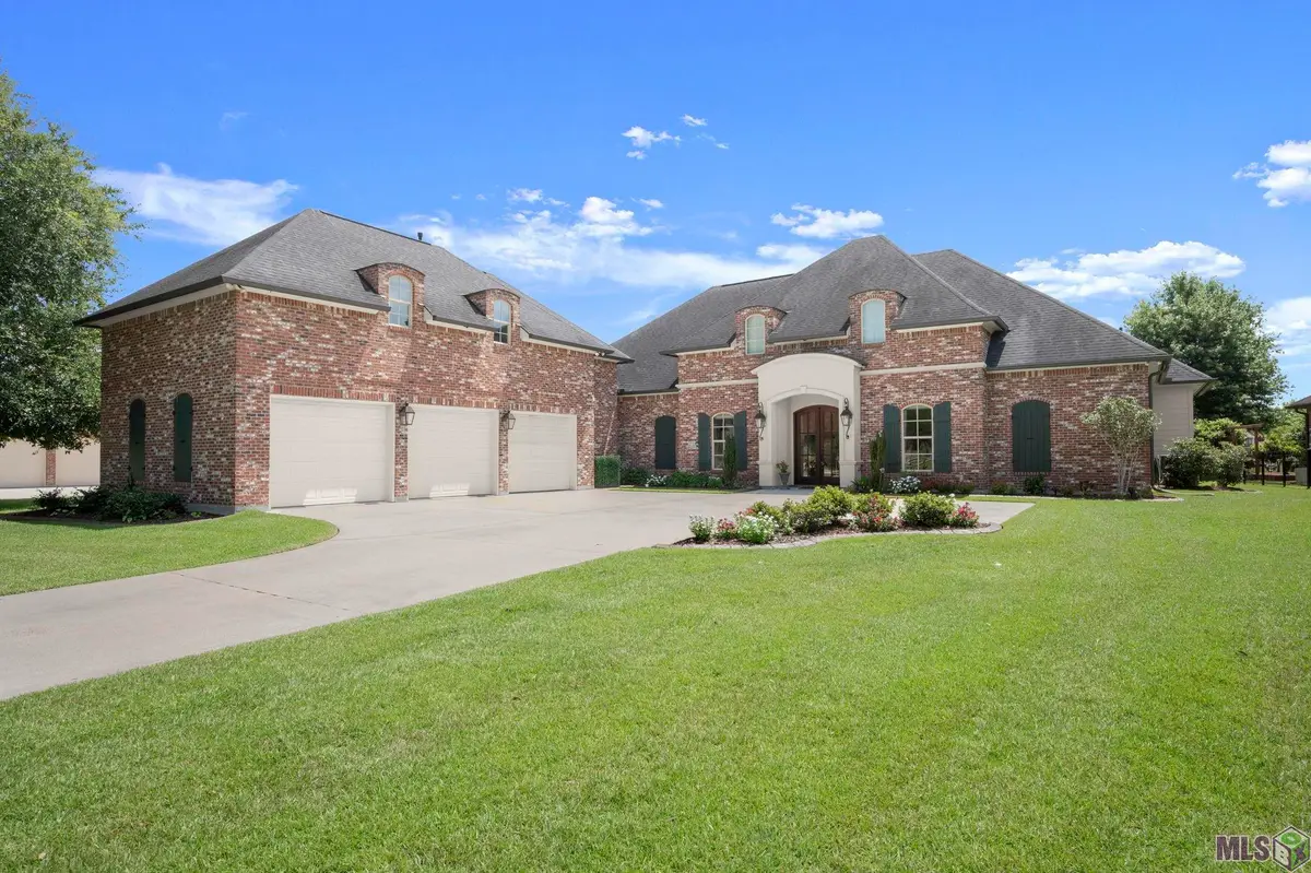 6045 Cypress Point Ln, Gonzales, LA 70737 - #1
