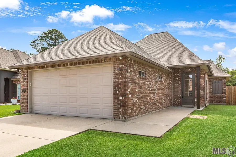 15080 Garden Creek Dr, Walker, LA 70785 - #2