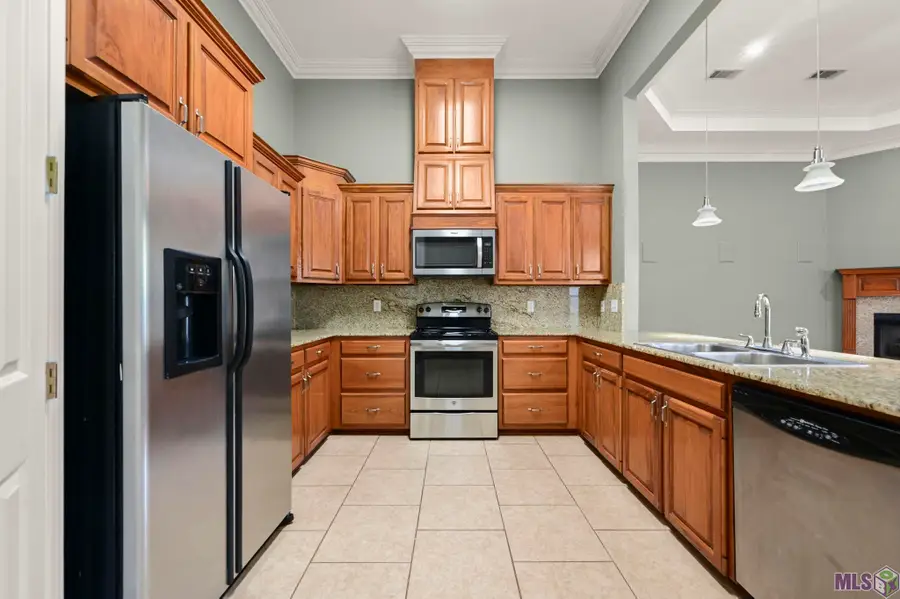 8418 Le Marie Ct, Denham Springs, LA 70706 - #3