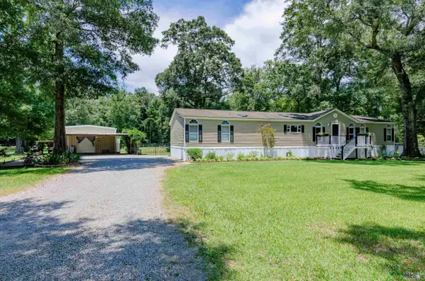 14435 Hubbs Acres Ave, Pride, LA 70770