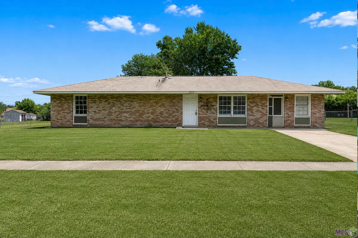 8977 Nolen Dr, Baton Rouge, LA 70810 - #1