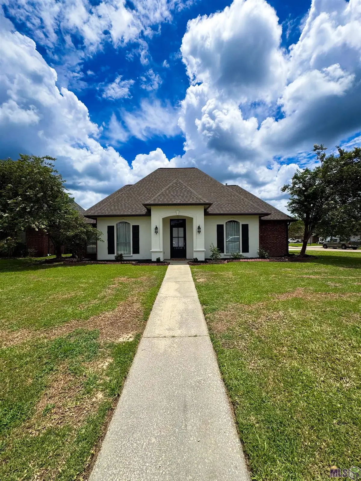 10058 Chanel Dr, Denham Springs, LA 70706 - #1