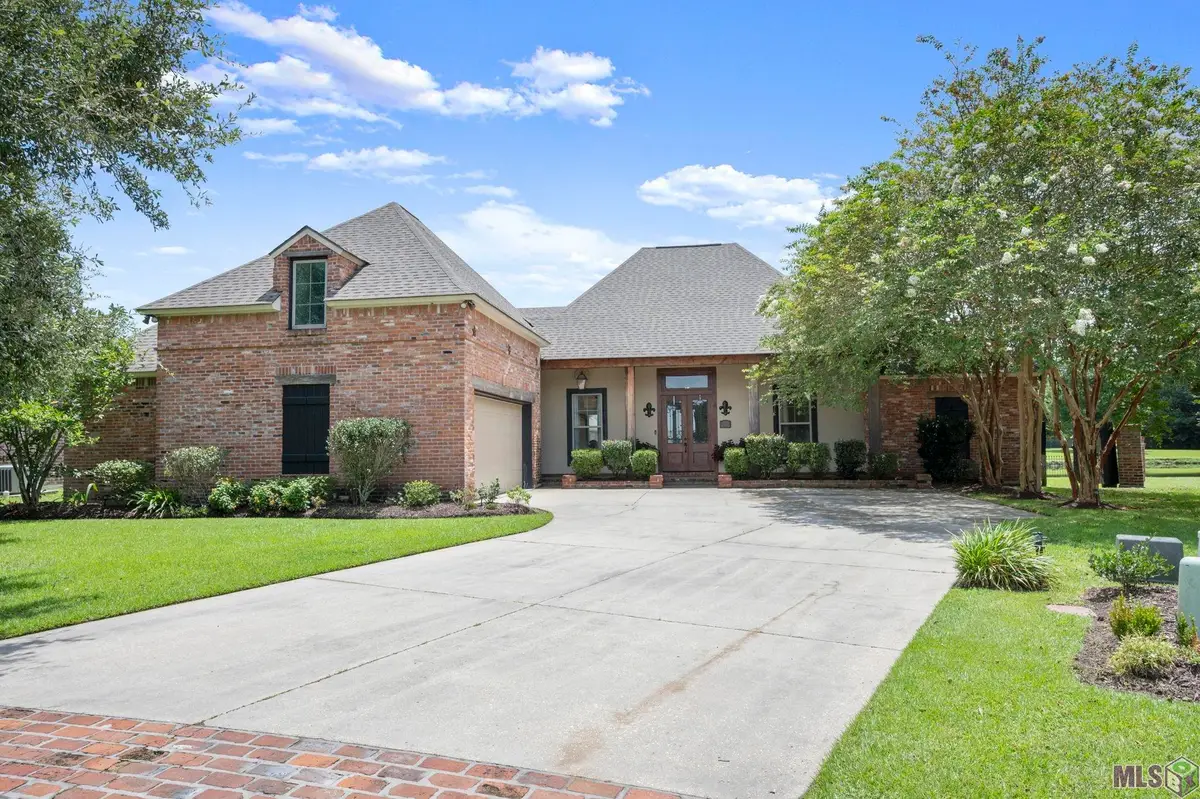 12274 Oak Colony Dr, Geismar, LA 70734 - #1