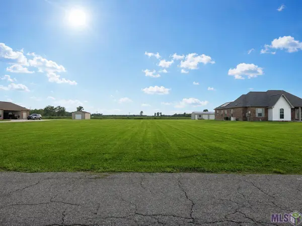 12372 Lorio Dairy Rd, Lakeland, LA 70752