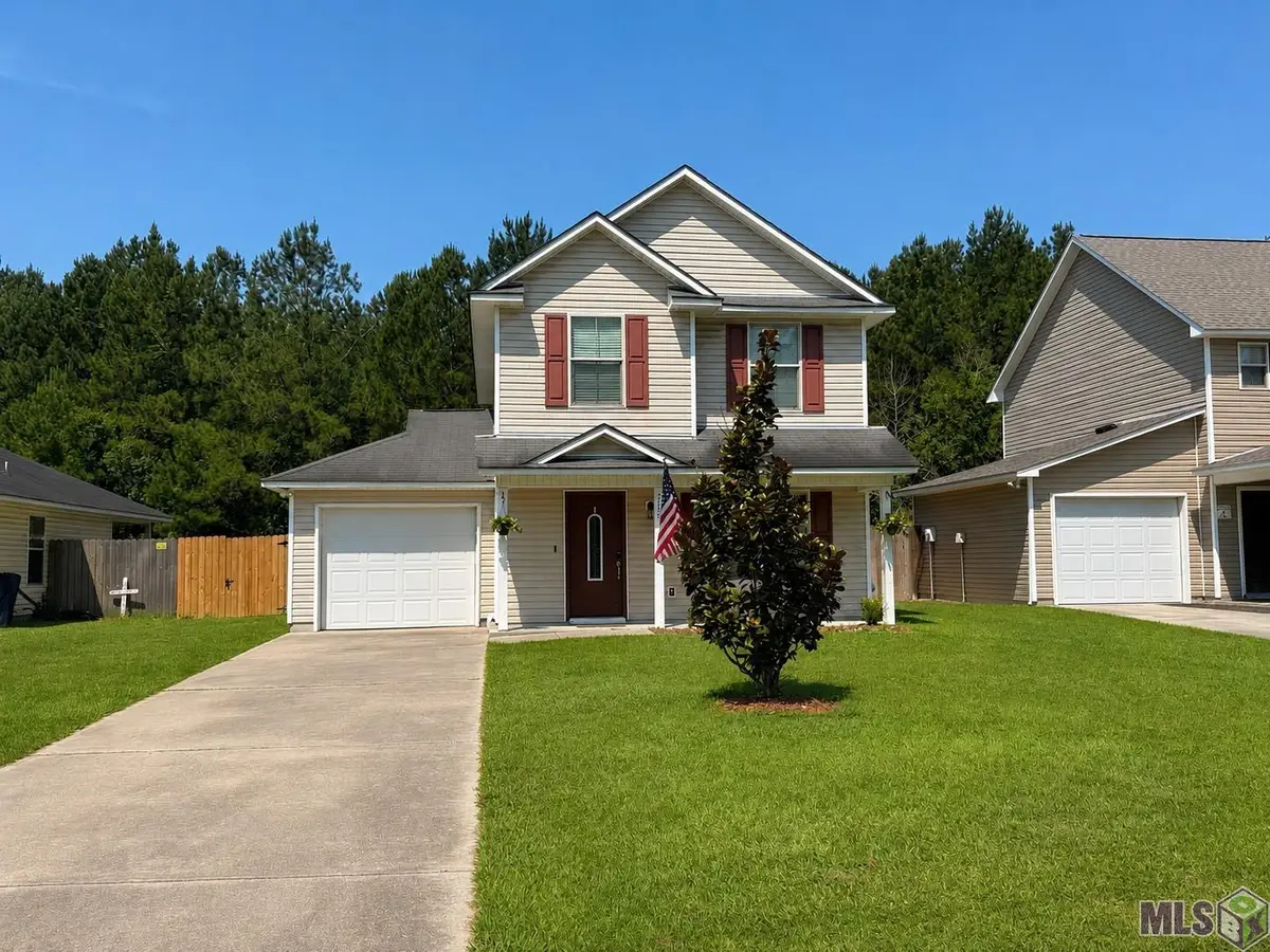 26401 Bobby Gill Rd, Denham Springs, LA 70726 - #1