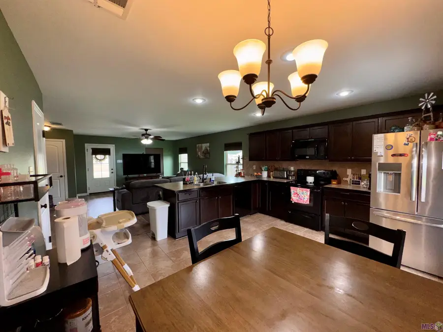 26604 Evangeline Trace Blvd, Denham Springs, LA 70726 - #3