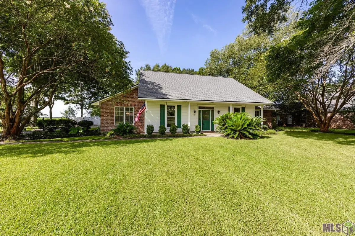 3171 Emily Dr, Port Allen, LA 70767 - #1