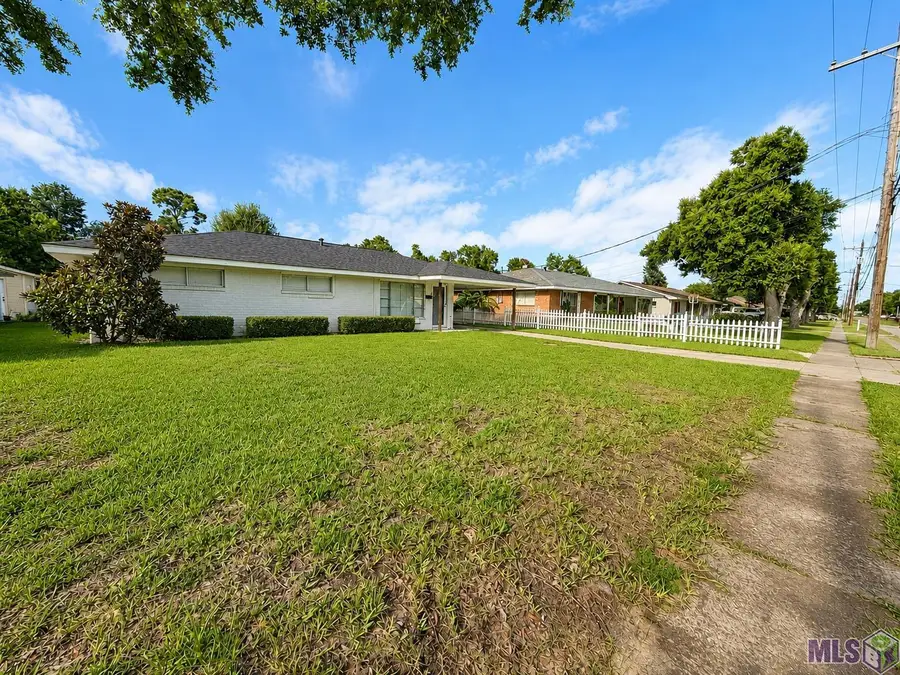 2305 13th St, Lake Charles, LA 70601 - #2