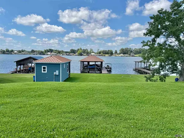 6805 Island Rd, Jarreau, LA 70749