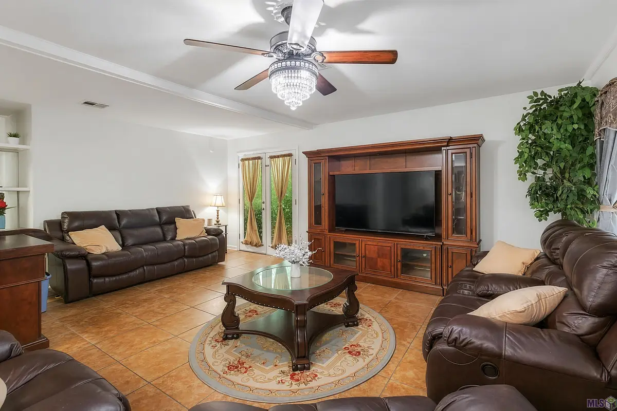 34371 La Hwy 1019, Denham Springs, LA 70706 - #1