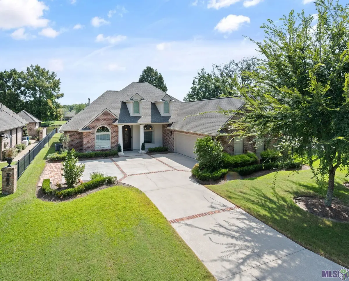 6372 Beau Douglas Ave, Gonzales, LA 70737 - #1