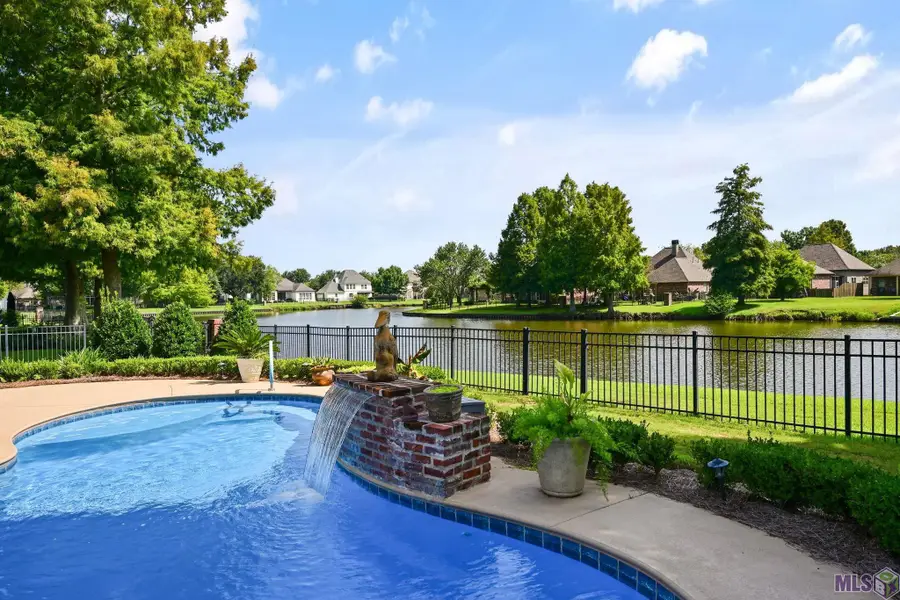 6372 Beau Douglas Ave, Gonzales, LA 70737 - #2