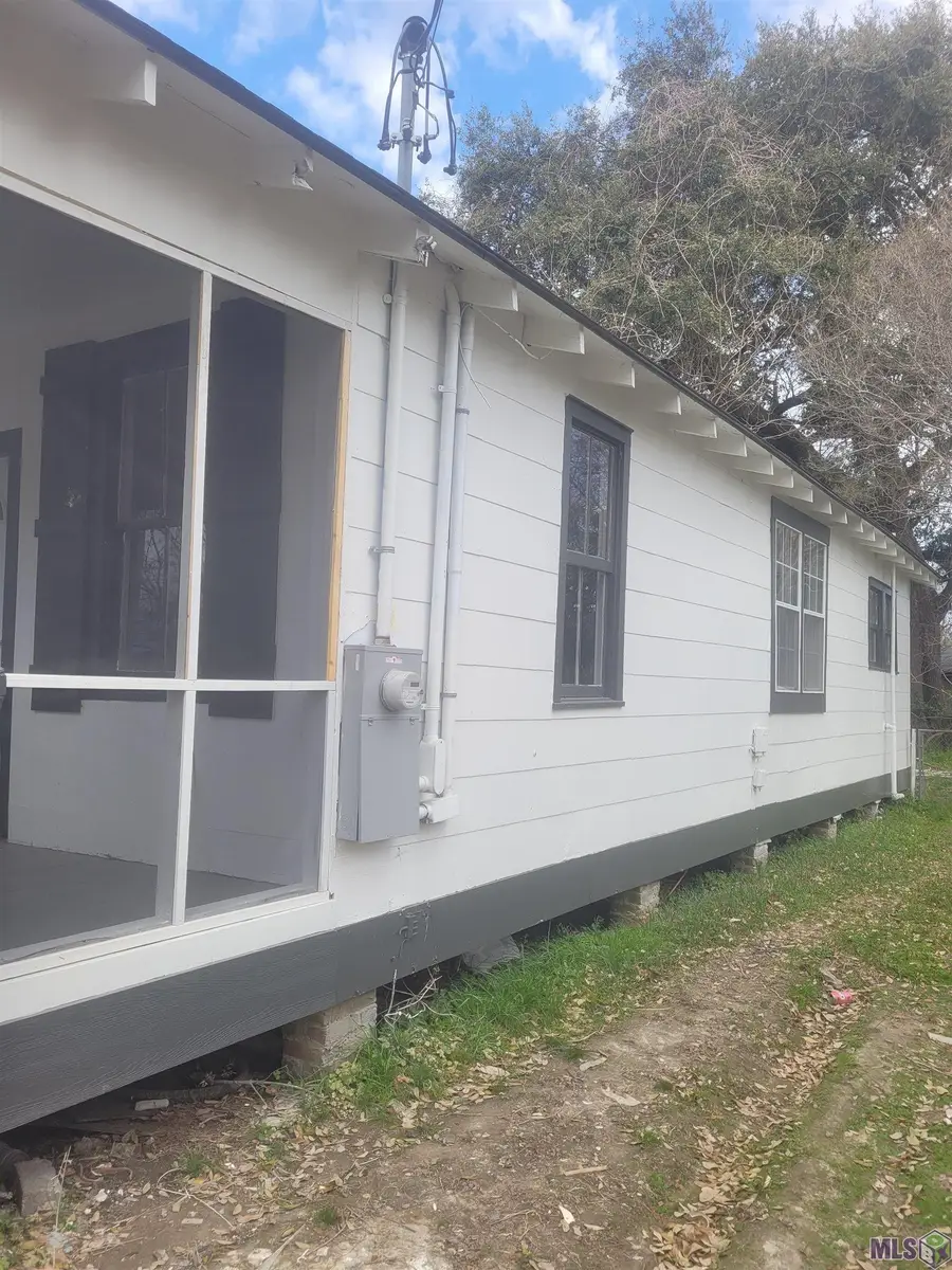 562 W Grant St, Baton Rouge, LA 70802 - #2