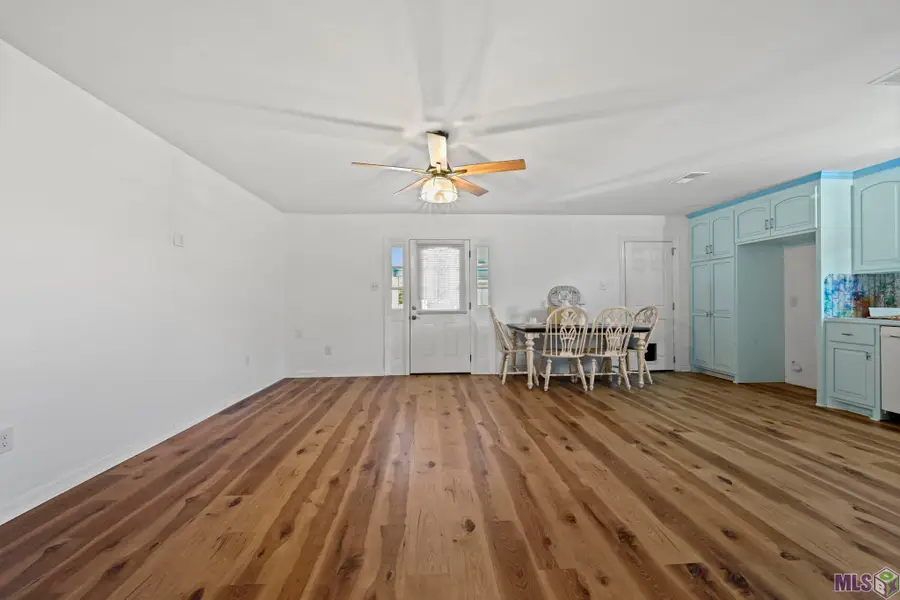 10003 E Brookside Dr, Central, LA 70818 - #2