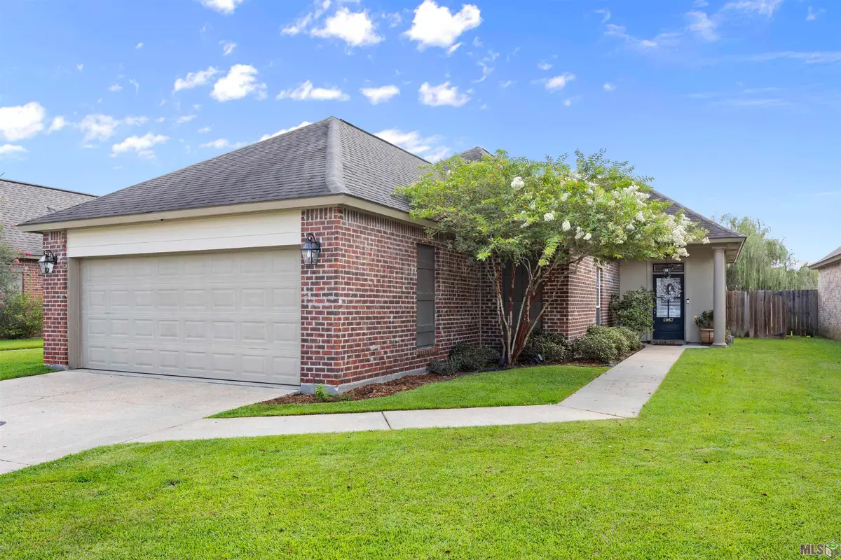 8967 Lake Mist Ave, Baton Rouge, LA 70810 - #1