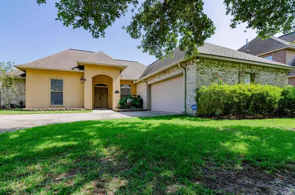 37182 Cobblestone Ave, Geismar, LA 70734