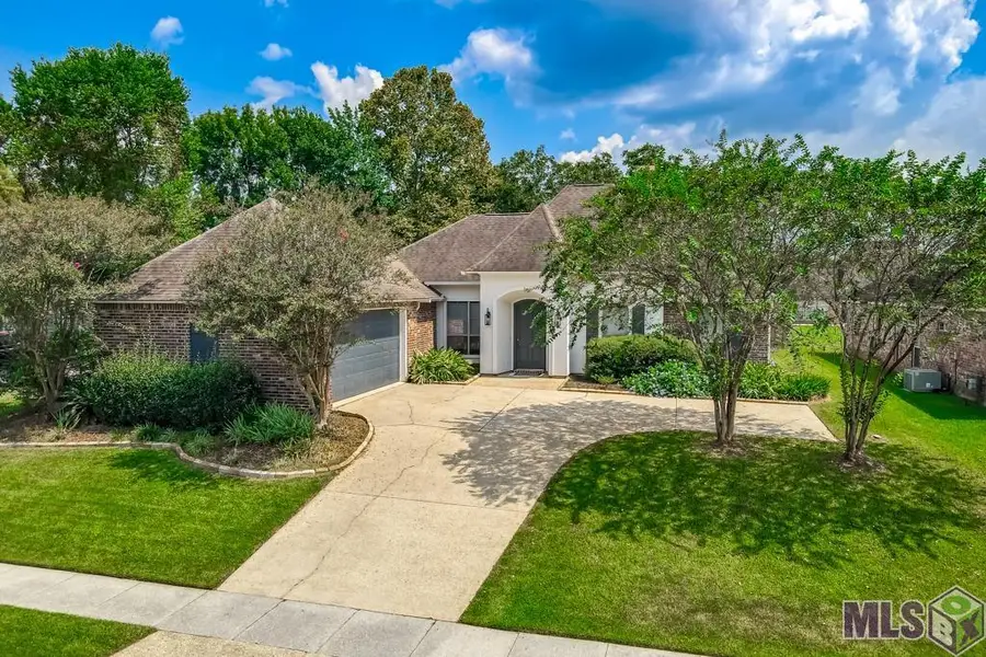 7015 Rose Hill Dr, Baton Rouge, LA 70817 - #2