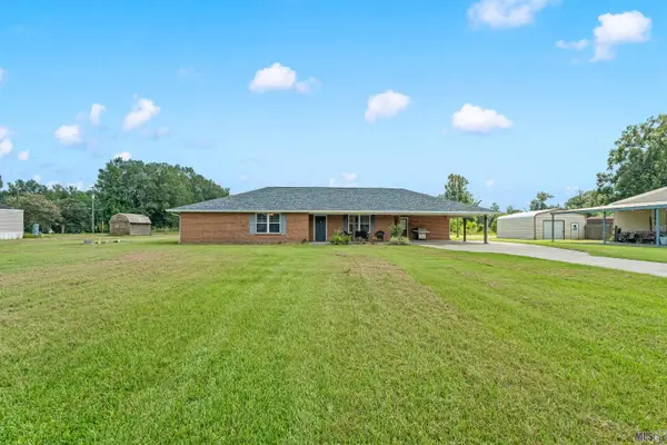 45447 Gold Place Rd, St. Amant, LA 70774