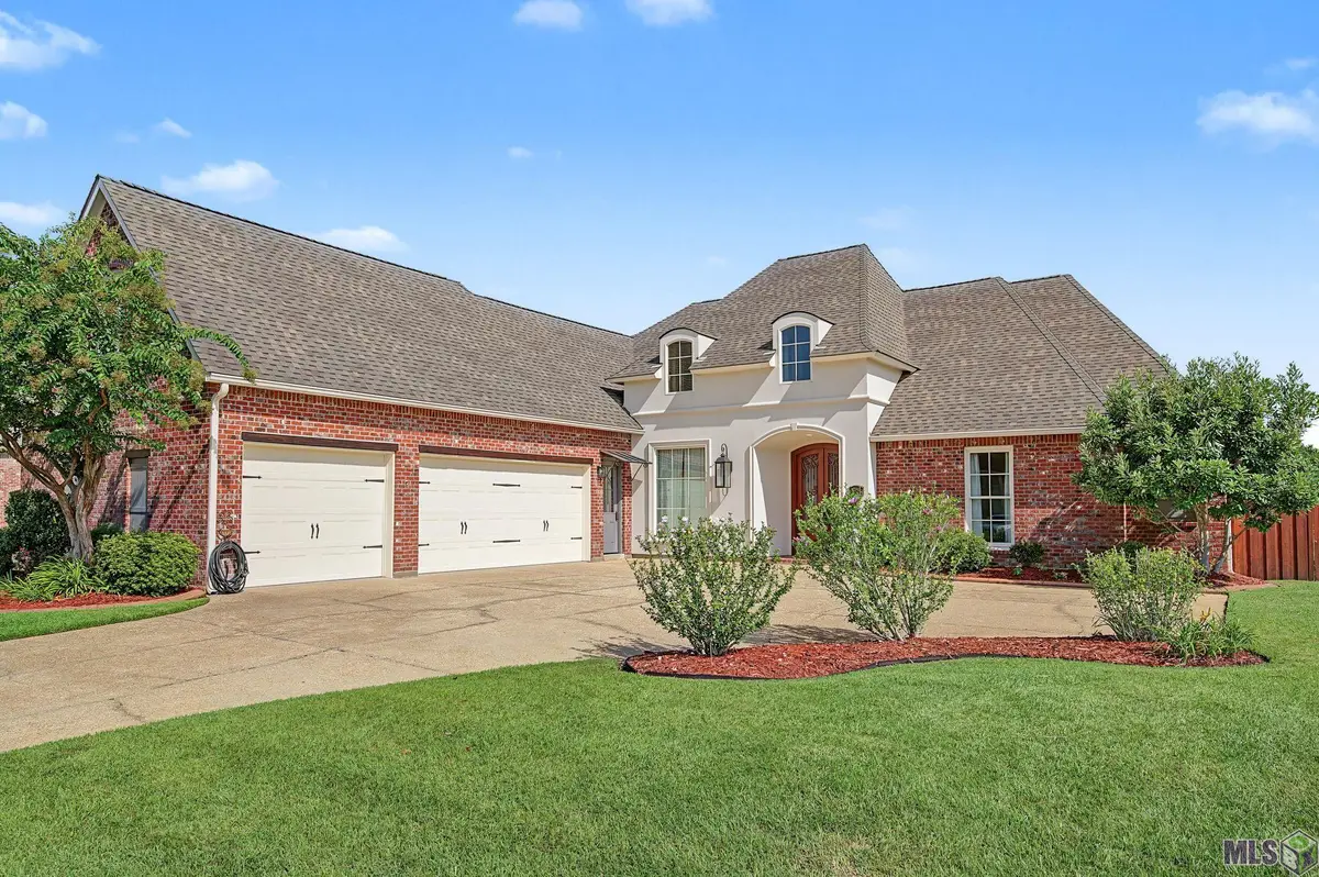 18541 Lake Stream Dr, Central, LA 70739 - #1