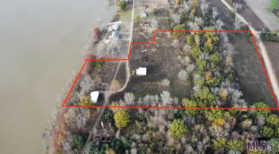 359 Lakeside Ln, Woodville, MS 39669 - #2