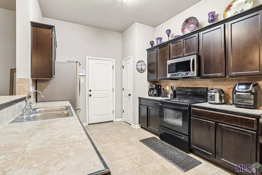 374 River Mill Dr, Brusly, LA 70719 - #2