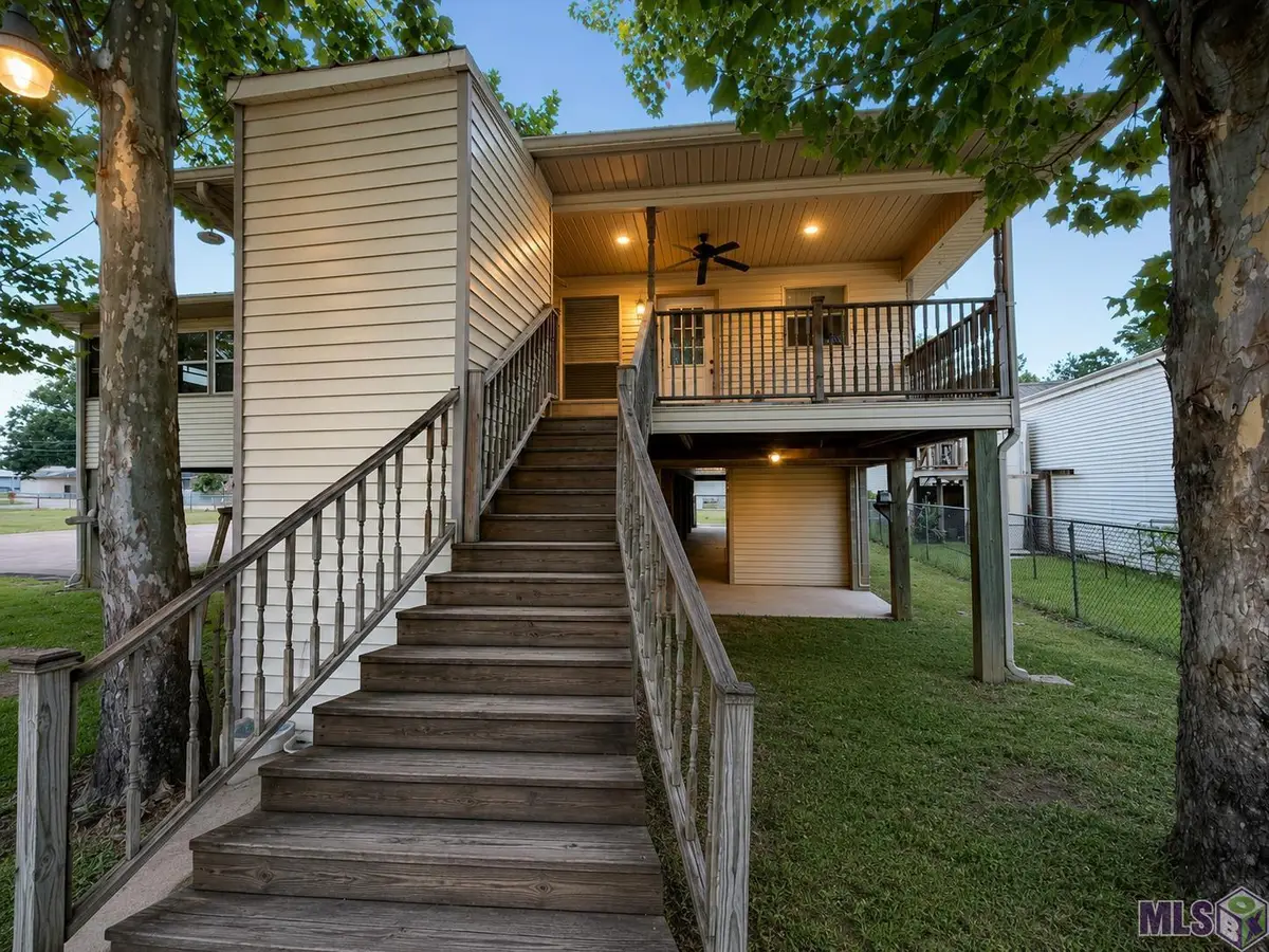 22304 Swan St, Maurepas, LA 70449 - #1