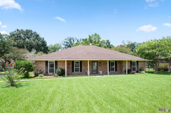 13217 Dorset Ave, Central, LA 70818