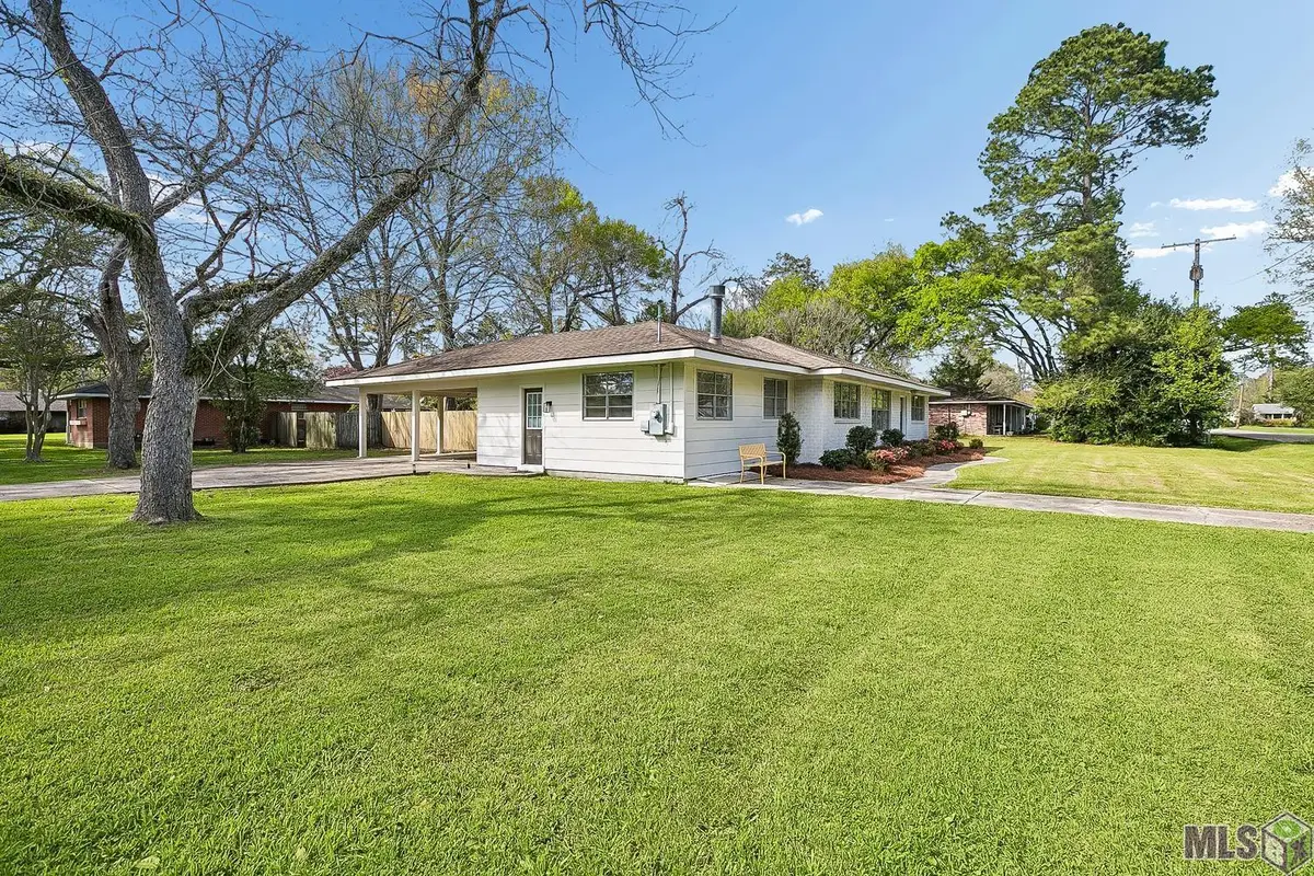 4811 Lynn St, Zachary, LA 70791 - #1