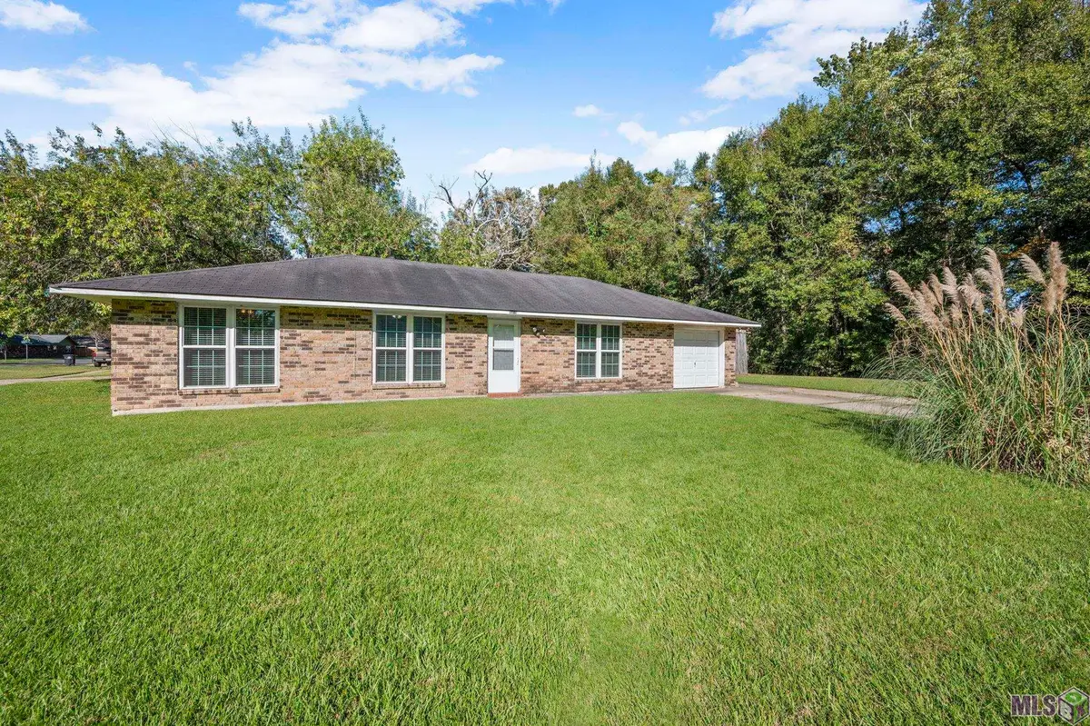 3315 Vancouver Dr, Baton Rouge, LA 70819 - #1
