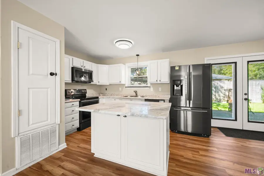 3315 Vancouver Dr, Baton Rouge, LA 70819 - #2
