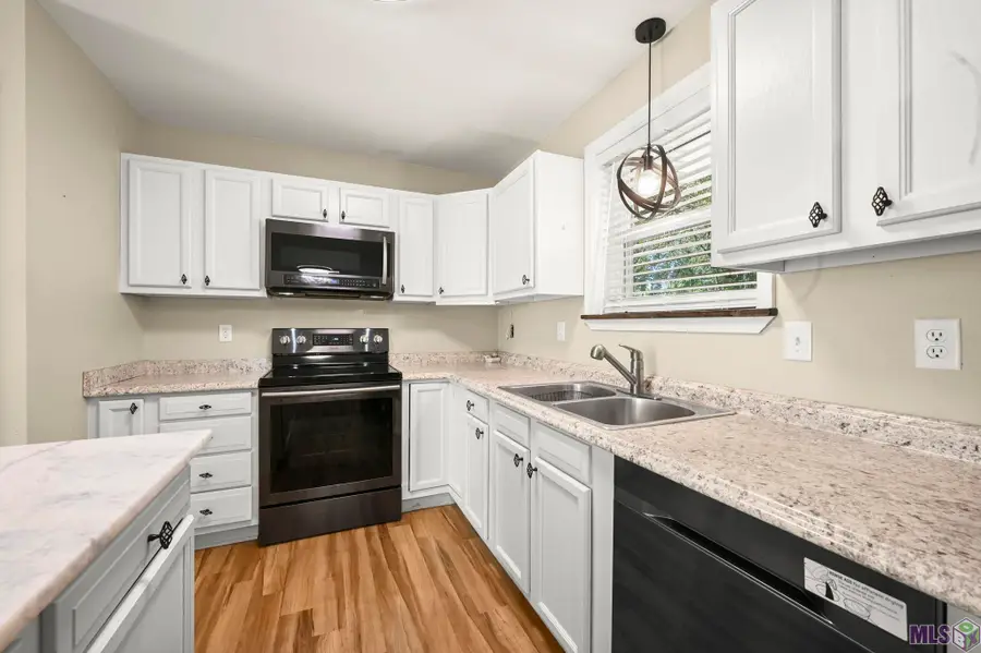 3315 Vancouver Dr, Baton Rouge, LA 70819 - #3