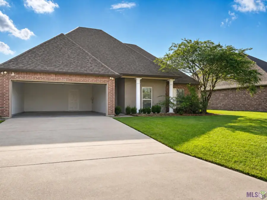 14019 Emma Way Cove Dr, Gonzales, LA 70737 - #2