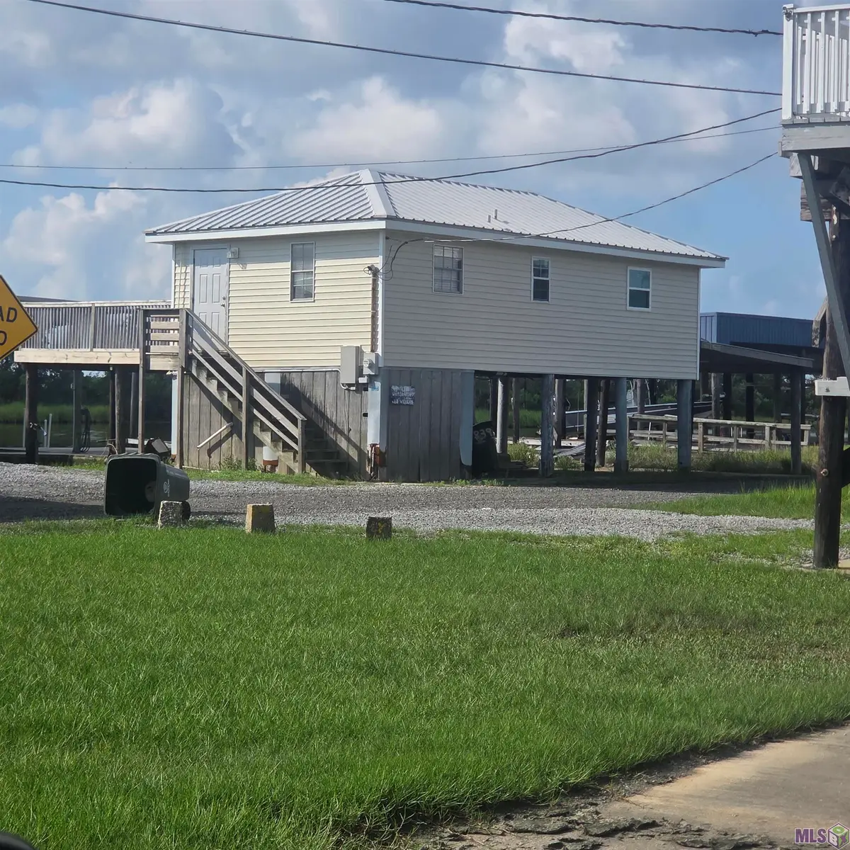 7839 Waterfront Dr, Chauvin, LA 70344 - #1