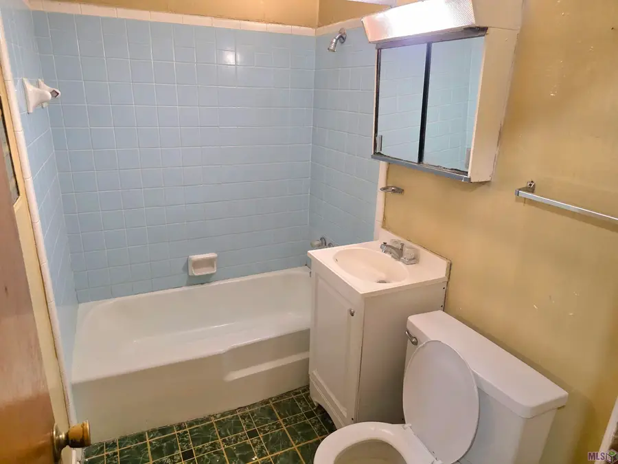 6723 E Monarch Ave, Baton Rouge, LA 70812 - #2