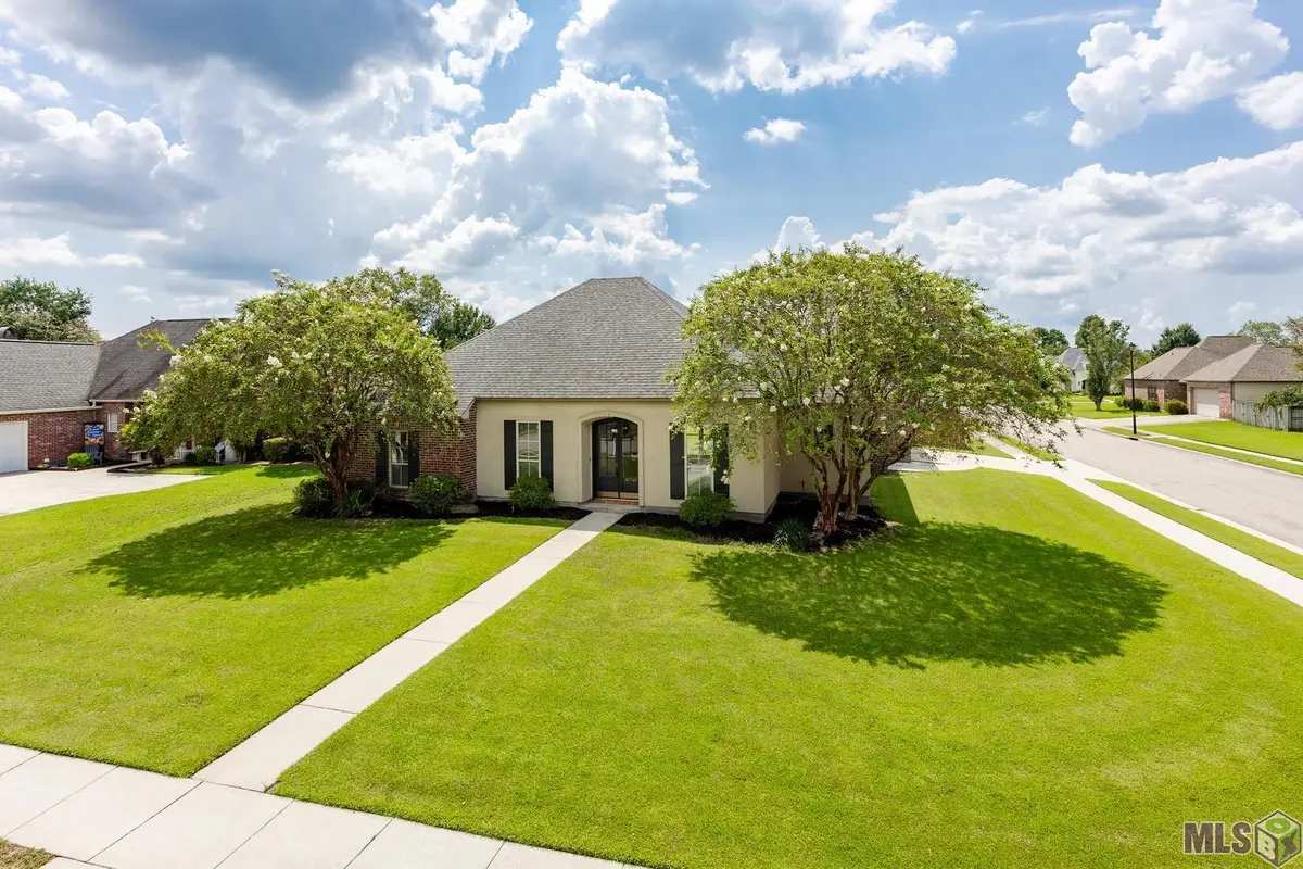 10710 Hillwood Ave, Baton Rouge, LA 70810 - #1