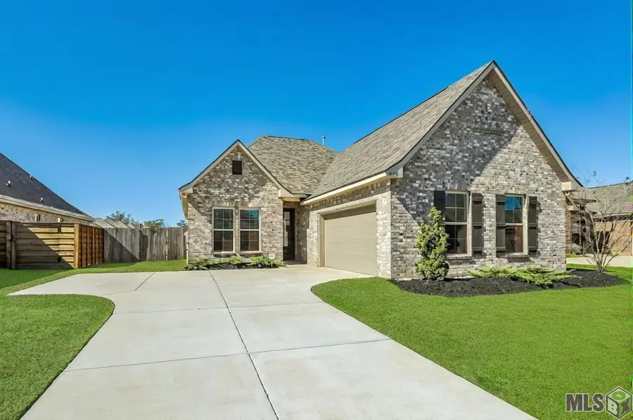 41177 Coastline Ave, Gonzales, LA 70737 - #2